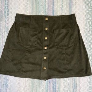 Medium Forever 21 Green Button Up Mini Skirt